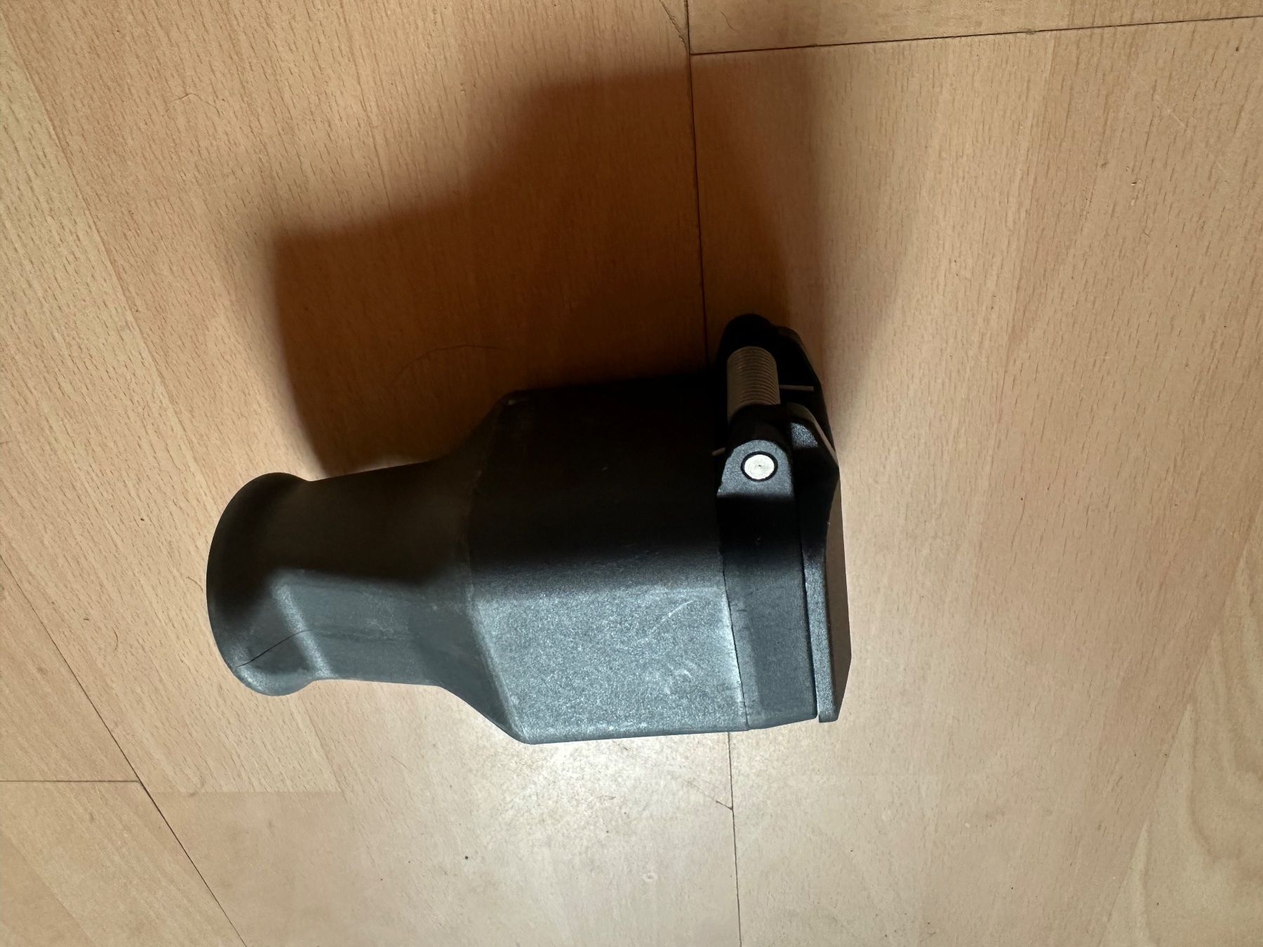 Spine: Kupplung J15 4 Polig – Usato da Huttwil venduto da Bolpa 6