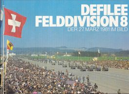 Defilee Felddivision 8, 1981, Erinnerungsbuch