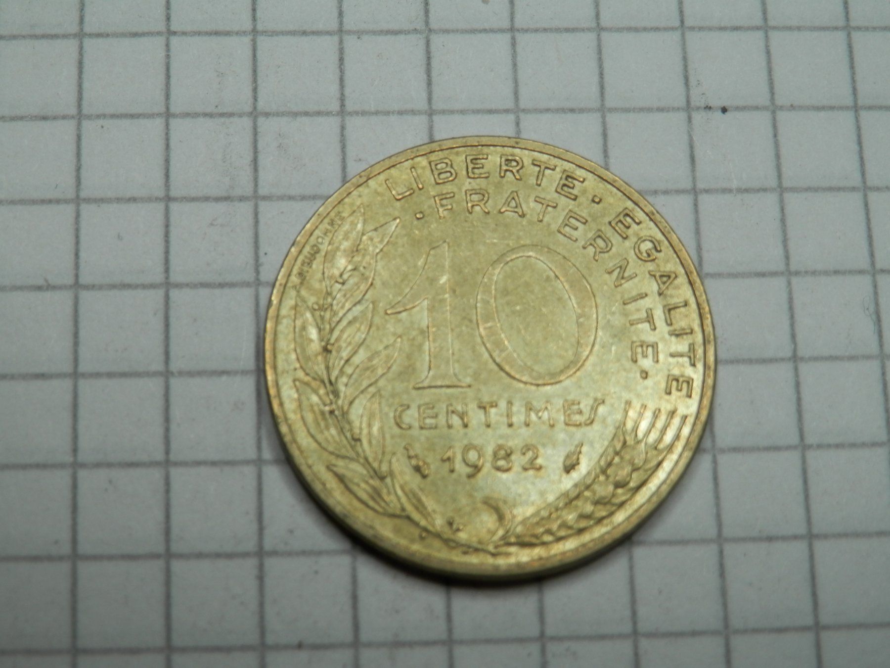 Tutti le monete: Frankreich 10 Centimes, 1982 – Usato da Weiach venduto da weiach81