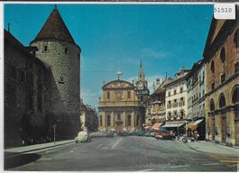 Yverdon - Place Pestalozzi, le Chateau et l'Eglise