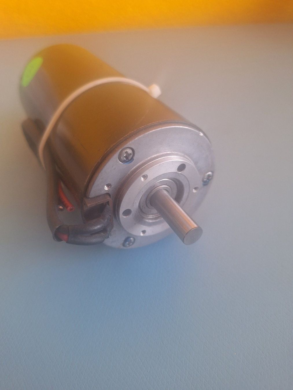 Motori: Maxon DC Motor 80 Watt / 12 Volt – Usato da Richterswil venduto da mutzli72 1