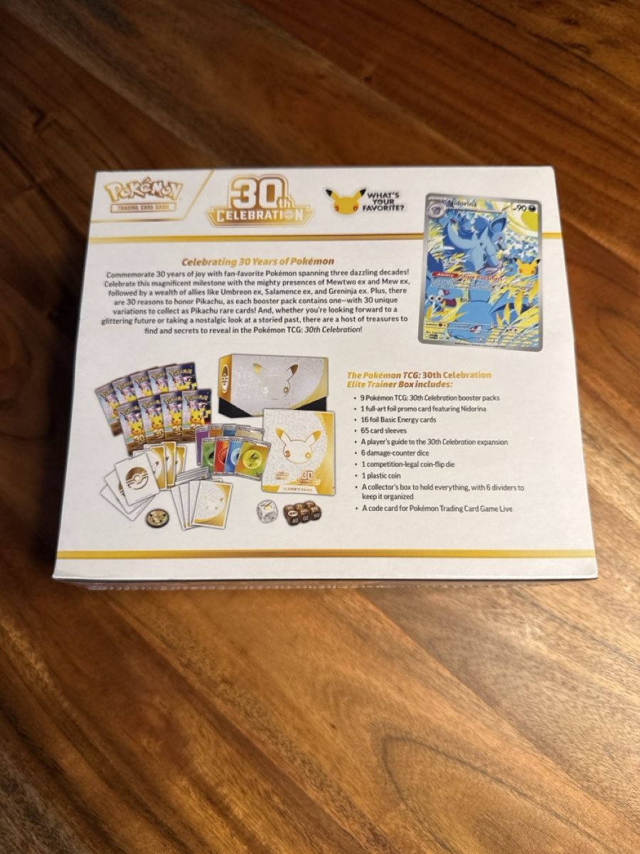 Spiele: Pokemon 30th Celebration ETB Englisch – Neu und originalverpackt aus Ennetbaden von MrHato 1