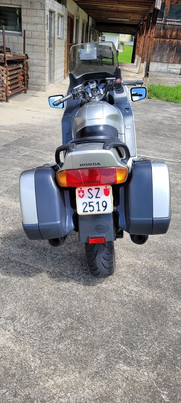 Strada: Honda 1100 Pan European – Usato da Schwyz venduto da KTM2t 2