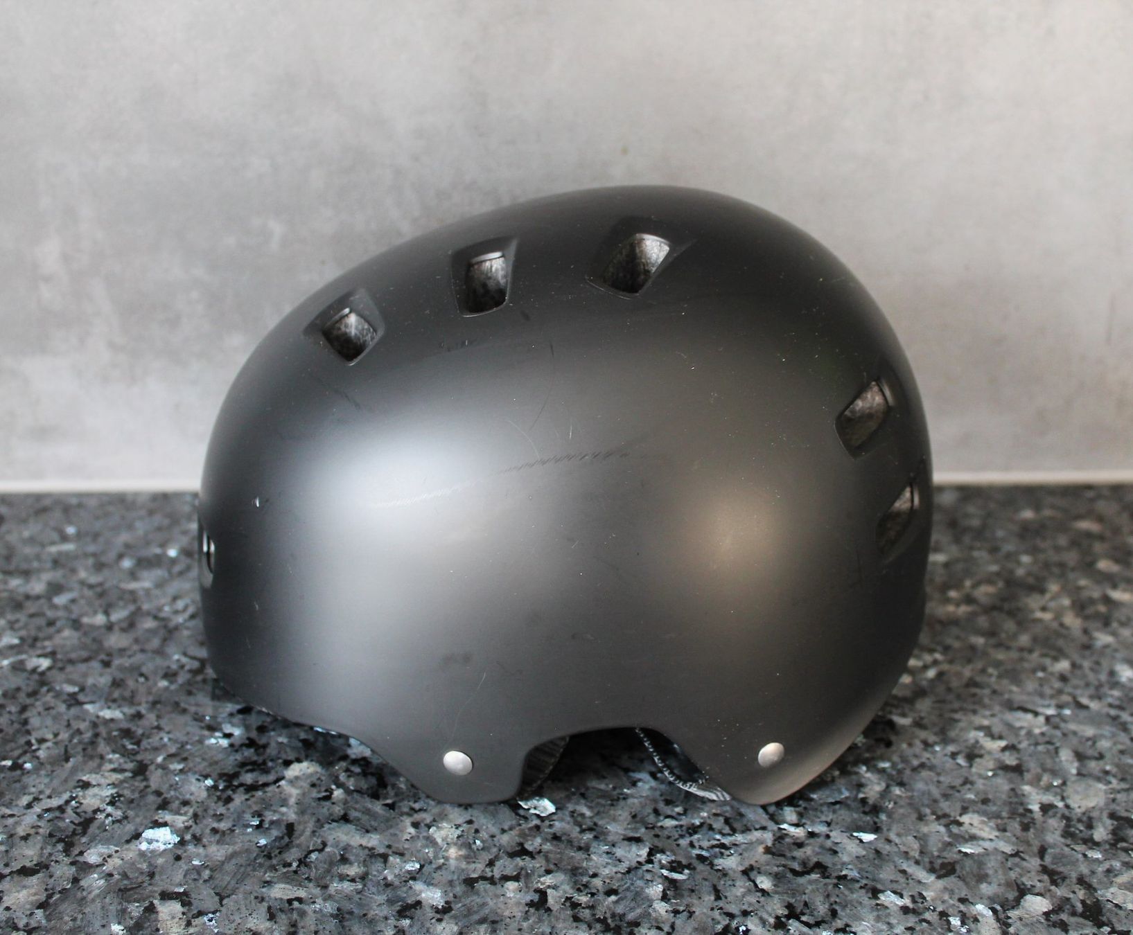 Oxelo Caschi: Casque vélo, skate etc. OXELO – Usato da Chez-le-Bart venduto da jasse 2