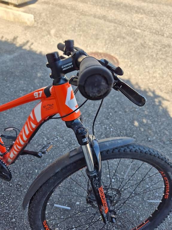 Canyon Biciclette: Canyon Bike – Usato da Laupersdorf venduto da mue_gvf9 1