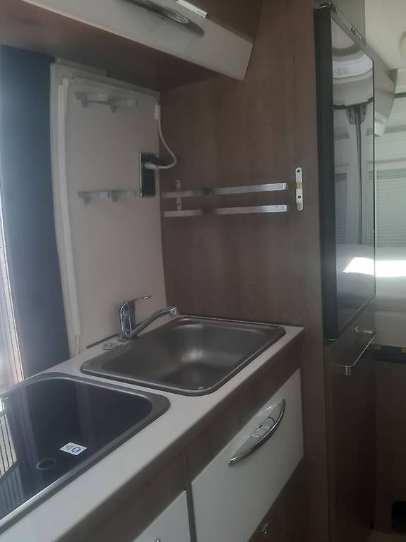 Véhicules de camping: Pilote V600 G Automatik  – D'occasion à Cadenazzo par Zioeddy9 7