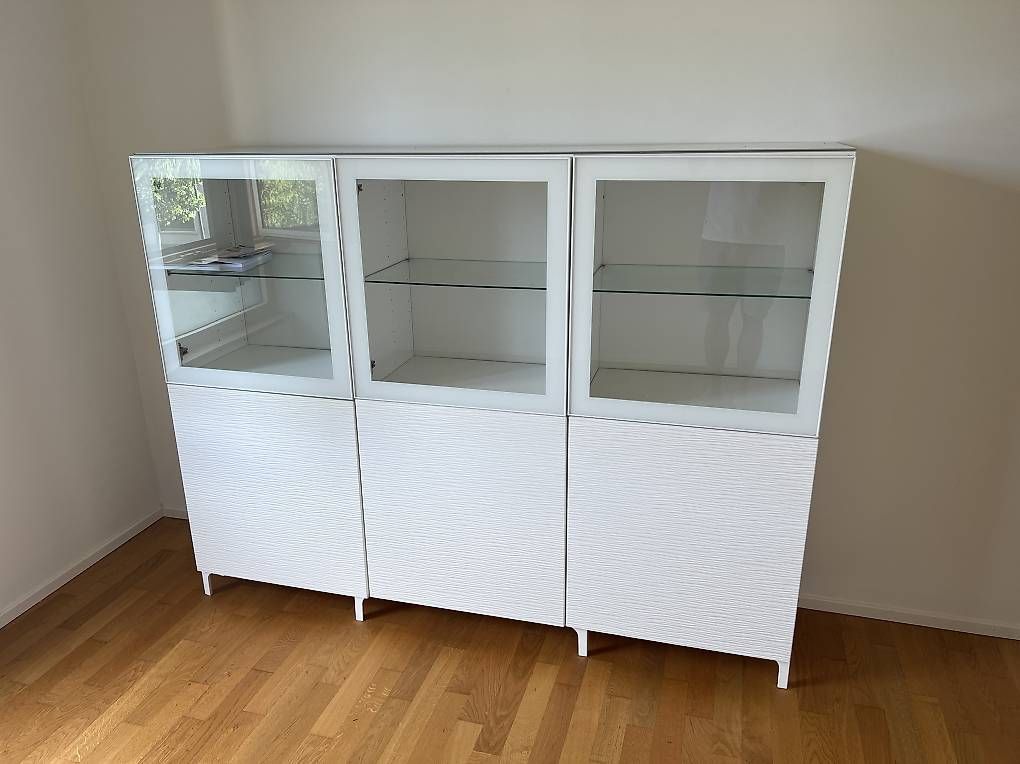 Vitrines: IKEA Vitrine sideboard in 5507 Mellingen – D'occasion à Zürich par Swissbock