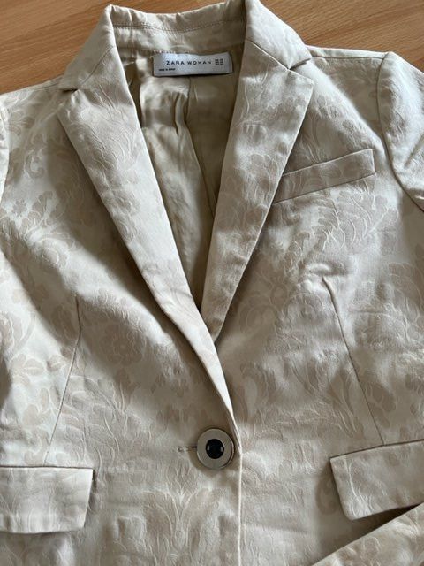 Zara Jacken: Jacke Zara XS wie neu – Gebraucht aus Wabern von adamovski 1
