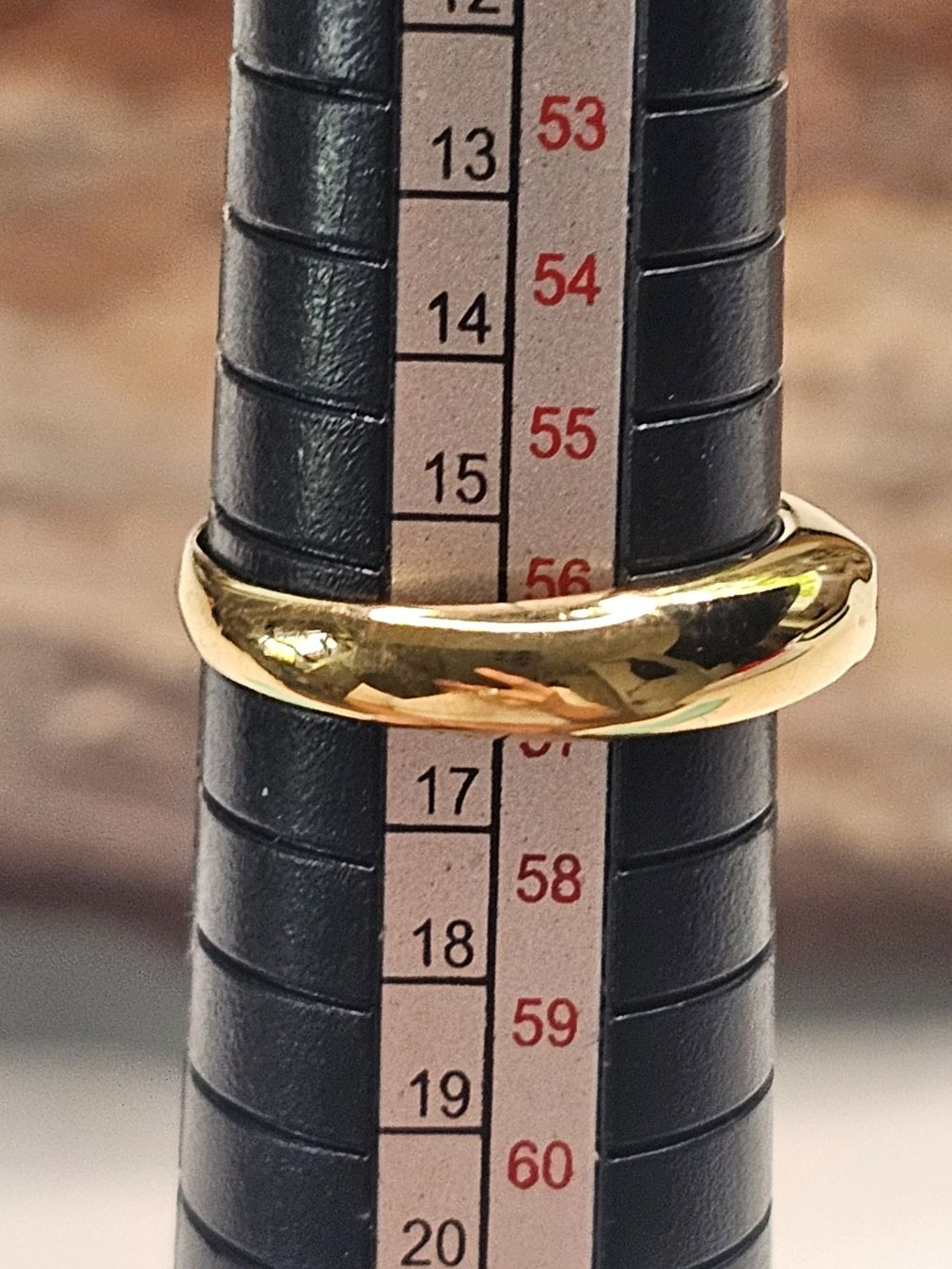 Ringe: Modeschmuck-Ring in goldfarbener Optik – Gebraucht aus Zürich von MaisonBelleCachet 4