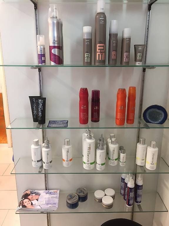 Lettini & sedie per cosmetici: Komplette Coiffeur Einrichtung – Usato da Buochs venduto da npi71 3
