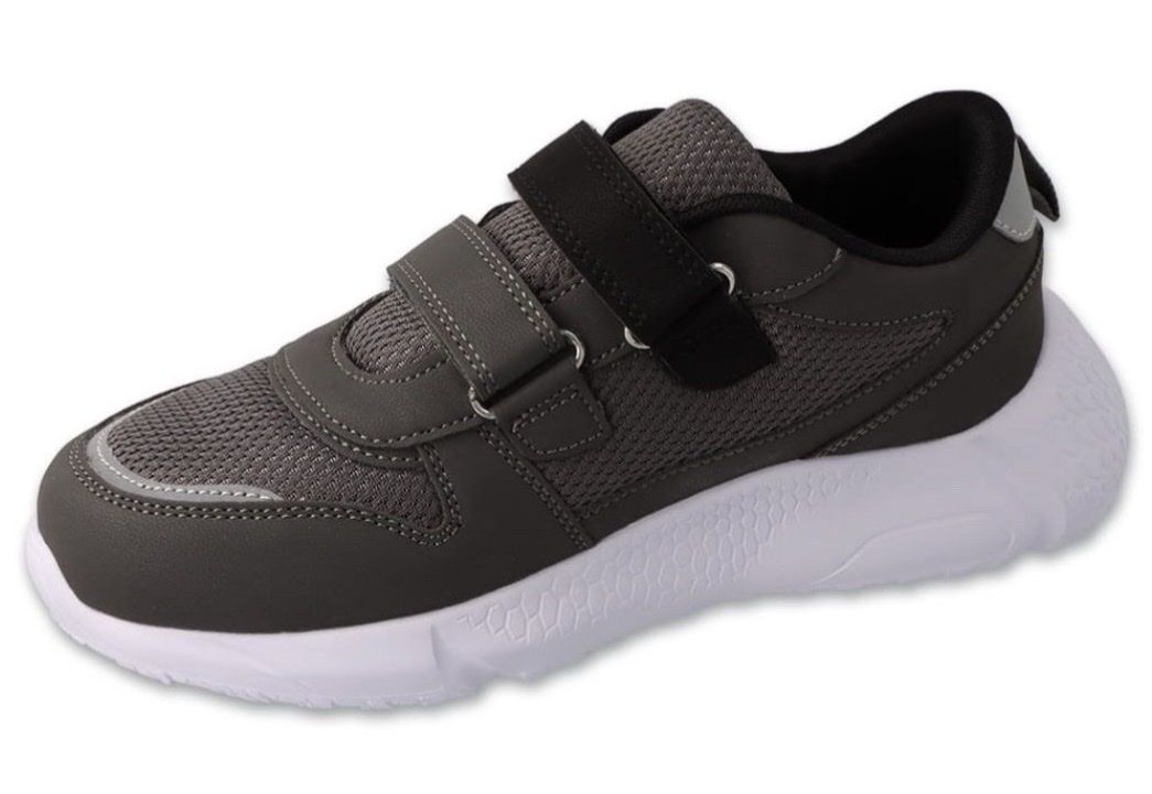 Scarpe per ragazzi: Sneaker Gr. 37 - schwarz - neu  – Nuovo e nell'imballaggio originale da Flumenthal venduto da SecondLove_CH 1