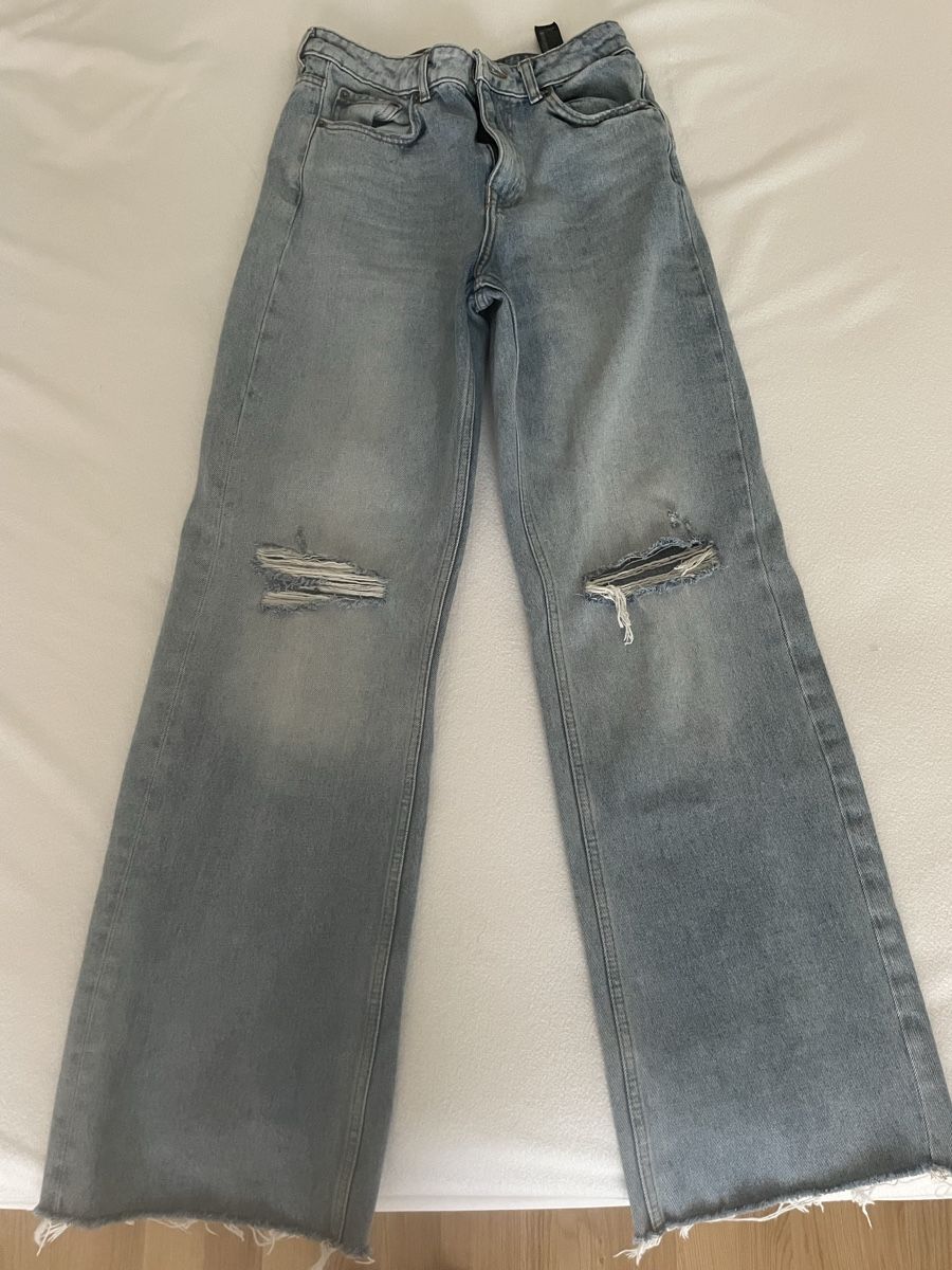 Zara Jeans: Zara Jeans, Light Wash, Wide Leg – Neuf (Voir description) à Zug par Fashionaddicted.-