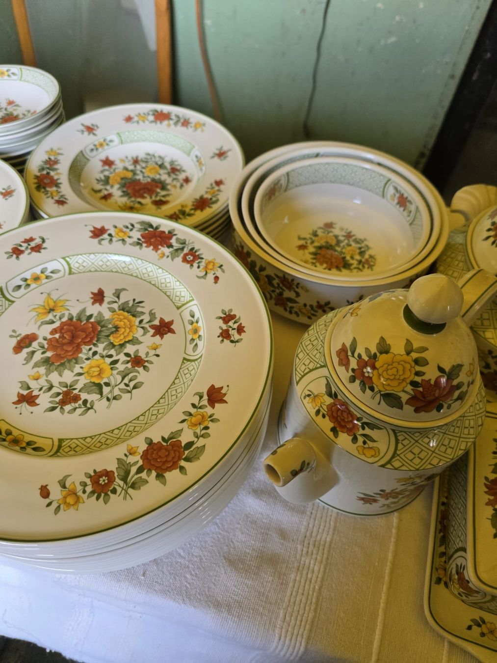 Villeroy & Boch Geschirrsets: Villeroy & Boch - 111 pièces – Gebraucht aus Monthey von silnatale1