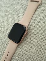 Apple Watch Series 4 GPS 44mm Rose Gold damaged display