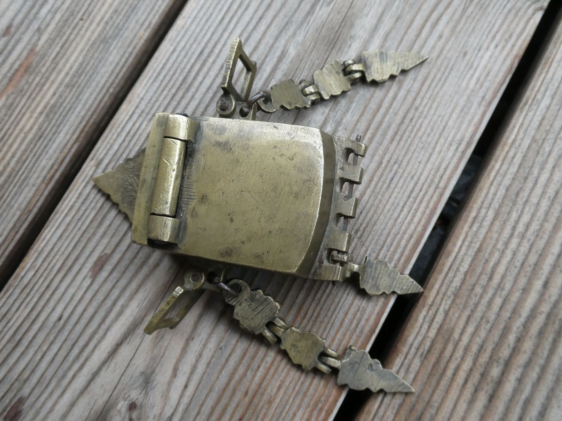 Sculptures & Statues: antikes Bronze Objekt, Amulett – D'occasion à Lüchingen par Eeizo 1