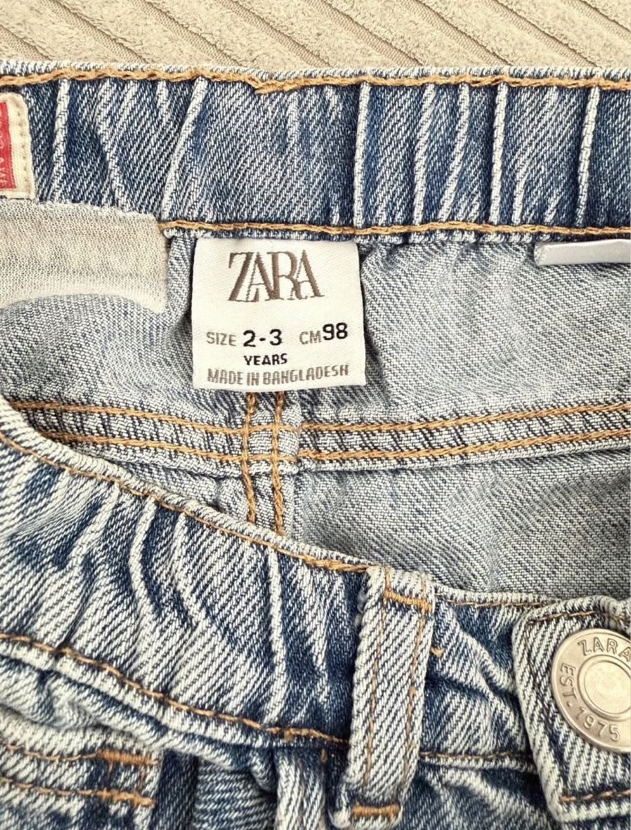 Zara Pantaloni: Zara Jeans – Usato da Hombrechtikon venduto da boa_8kth 1