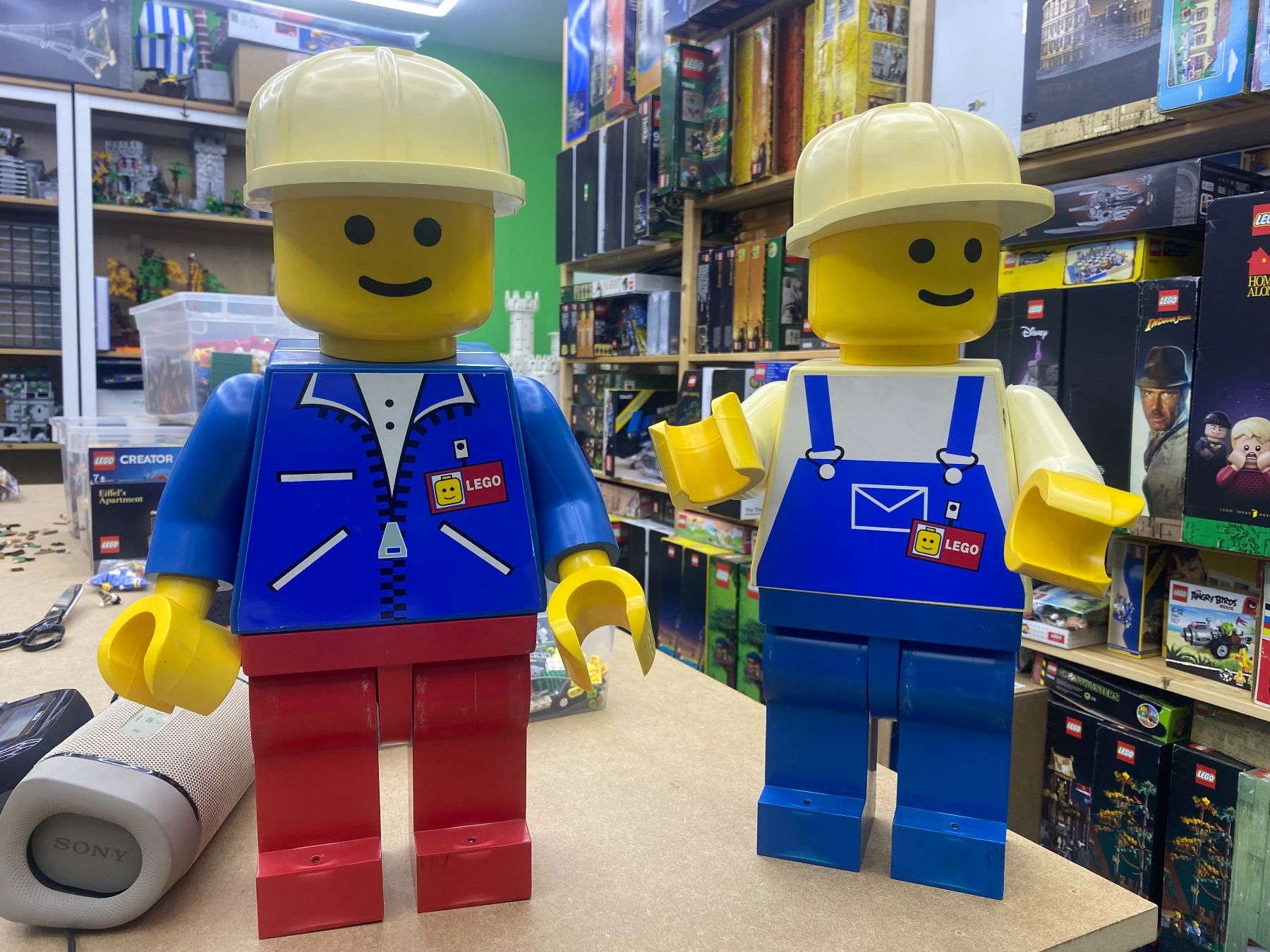 Lego Statuette: 2 Grosse Lego Figuren Originall! Selten – Usato da birrhard venduto da Nosara7