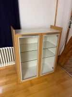 Vitrinenschrank gut erhalten (Türrahmen und Seitenwände aus)