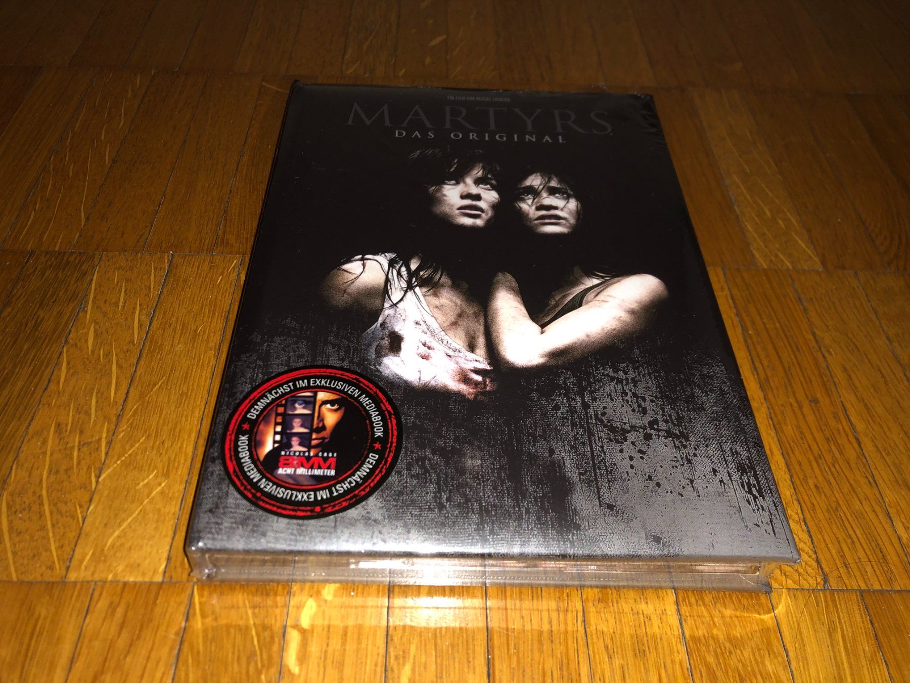 Tutti i DVDs: Martyrs - MEDIABOOK - B - WATTIERT - UNCUT – Nuovo e nell'imballaggio originale da Basel venduto da havsok
