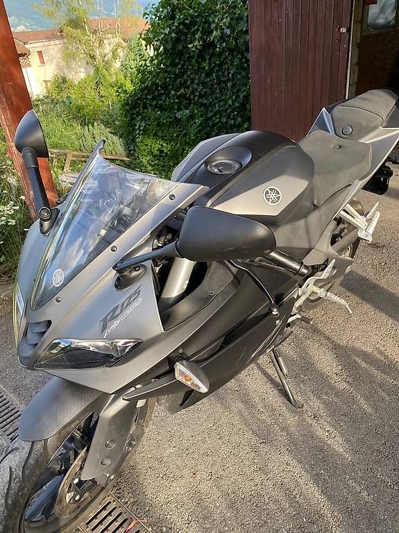 Altro: Yamaha YZF-R125 à vendre – Usato da Savièse venduto da in3_t98c 2