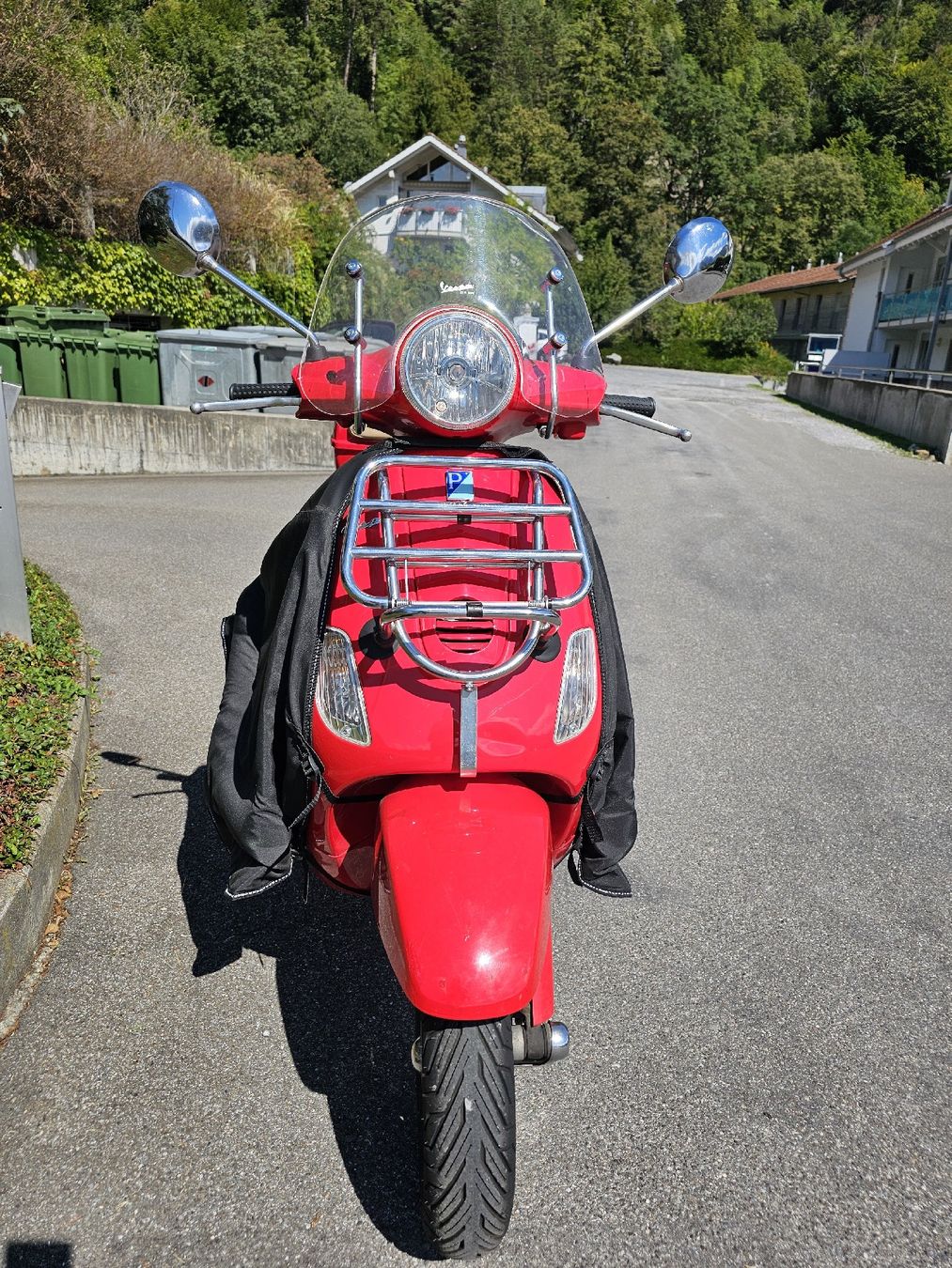 Vespa Scooters: Vespa LX 125 – D'occasion à Unterseen par Mabsie7084 2