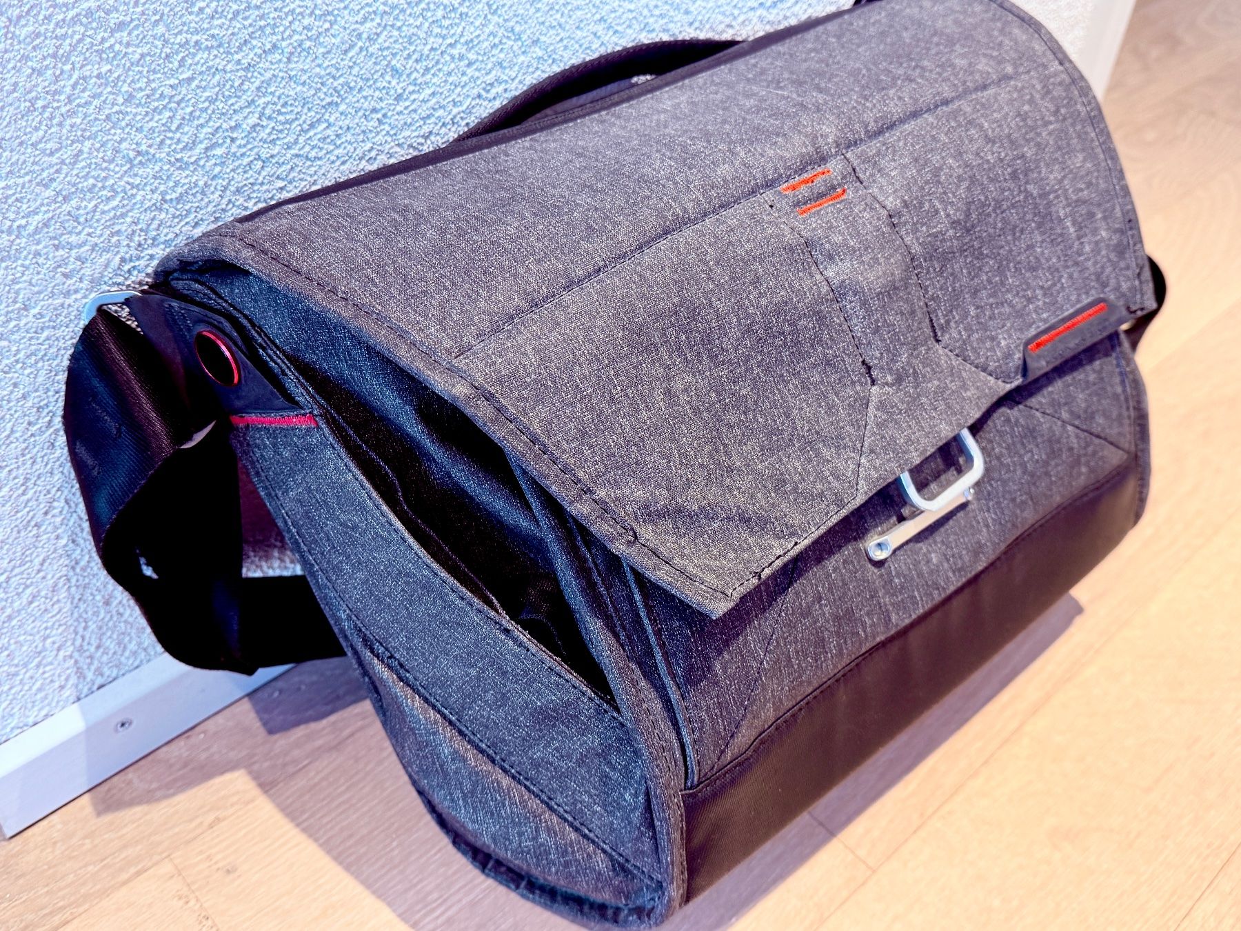 Taschen: Peak Design Everday Messenger 13“ – Gebraucht aus Rafz von liveonair 6