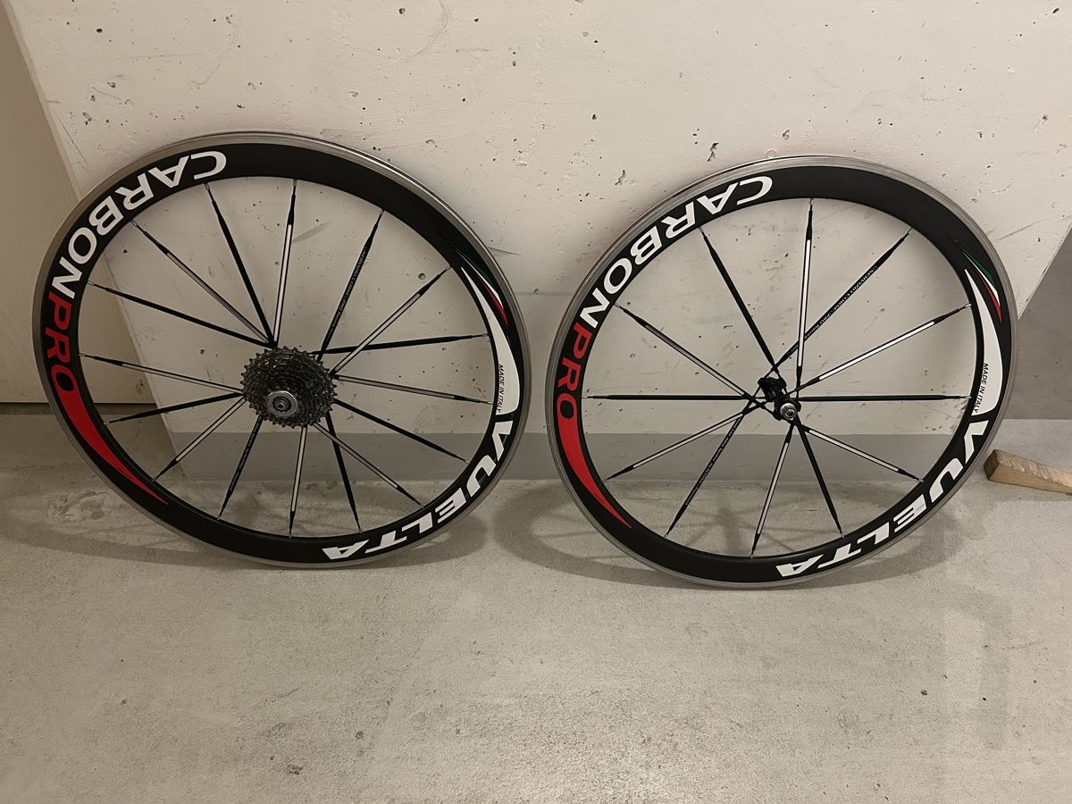 Campagnolo Pièces détachées: Laufradsatz vuelta carbon pro – D'occasion à Schwarzenbach SG par Steal84