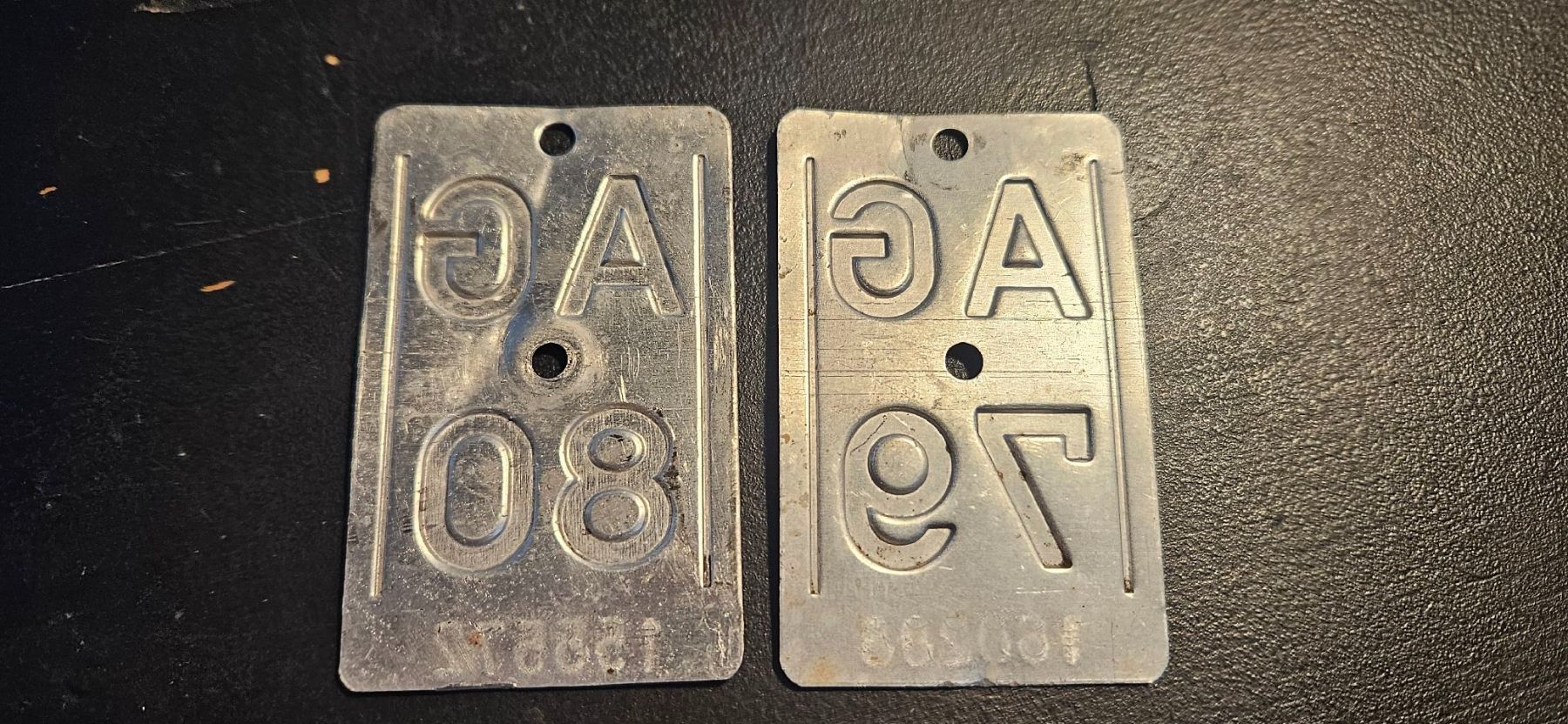 Insegne: Velonummern AG 1979 & 1980 – Usato da Belp venduto da Ginus85 1