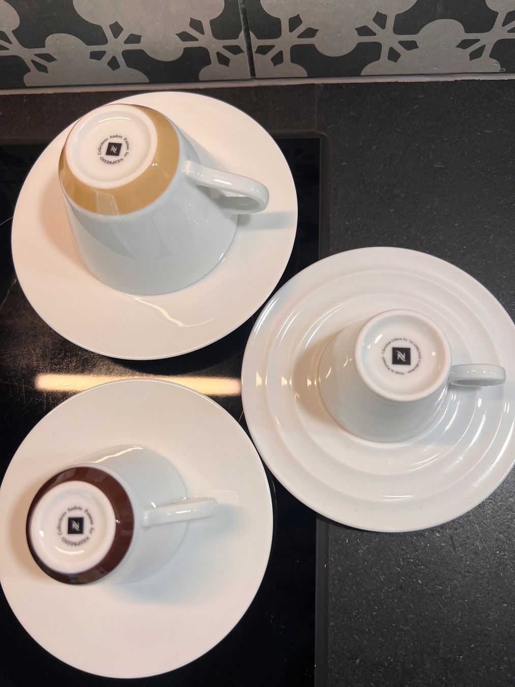 Set di piatti: NESPRESSO cup collection – Nuovo (secondo la descrizione) da Lausanne venduto da NYC67 5