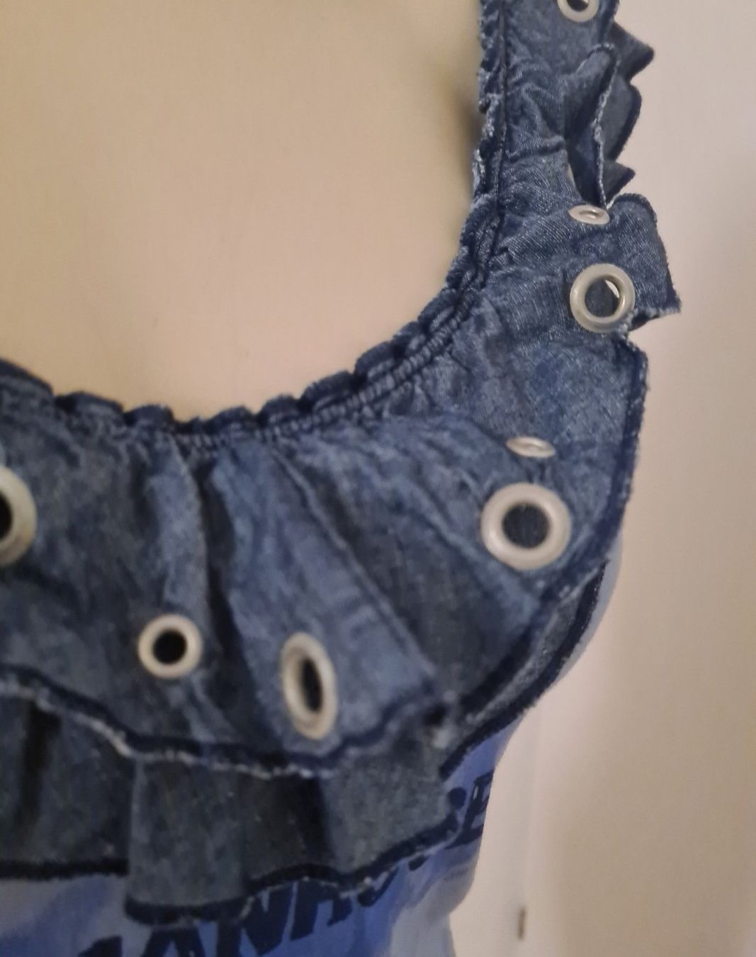 Top: Lässiges Top im trendigem Jeansoptik – Usato da Luzern venduto da asmele2 4