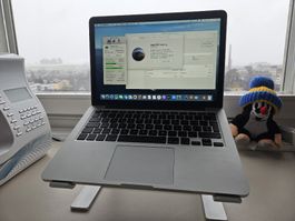 Apple MacBook Pro ≈90% Akku! in einem gutem Zustand
