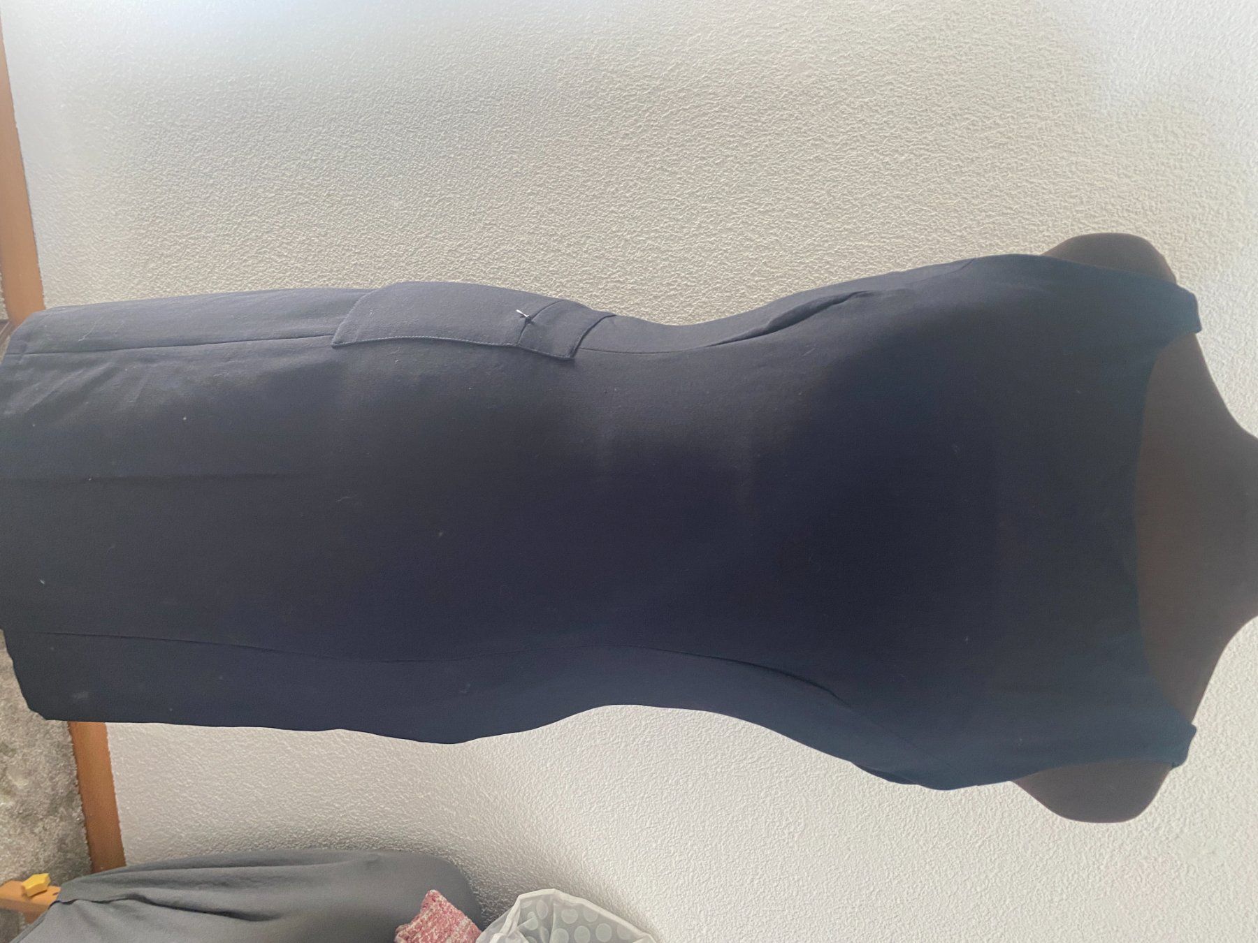 Hugo Boss Kleider: Hugo Boss NEU – Neu (gemäss Beschreibung) aus Liestal von aarroon 6