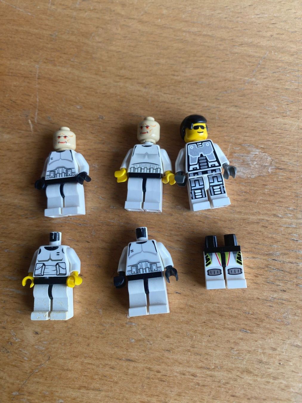 Star Wars Giocattoli: Diverse LEGO Star Wars Figuren und Teile – Usato da Niederuzwil venduto da Flohbruno 2
