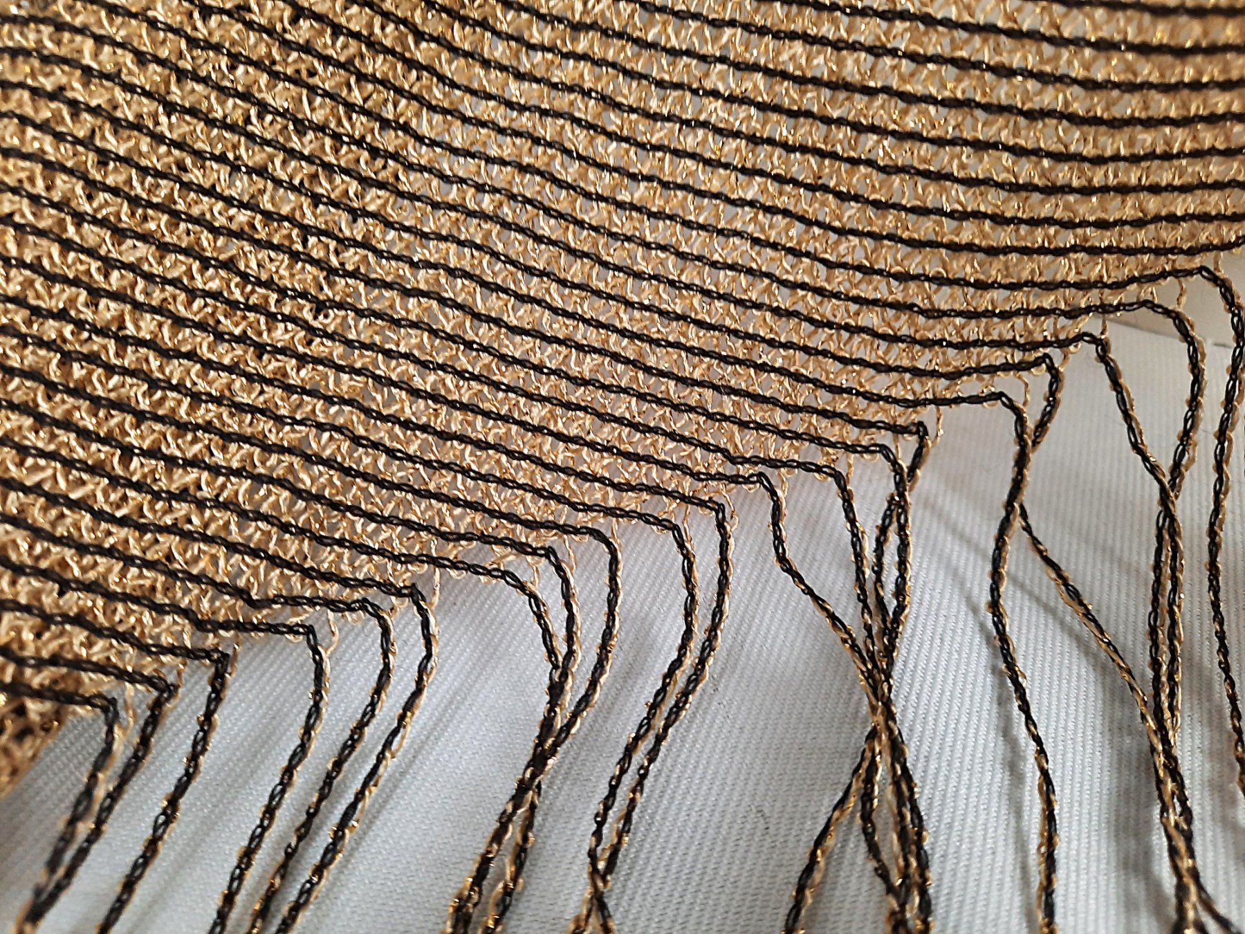 Foulard & Sciarpe: Grobmaschiger Schal, gold-schwarz – Usato da Beinwil am See venduto da Restwert_Beinwil 2