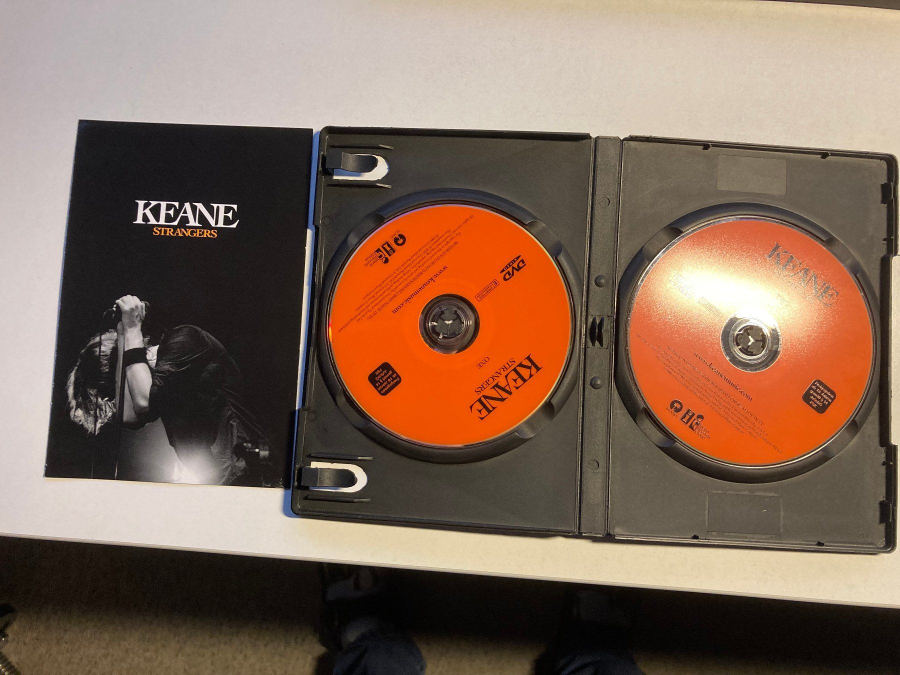 Tutti i DVDs: Keane - Strangers [2 DVD's] – Usato da Burgdorf venduto da Andre990 1