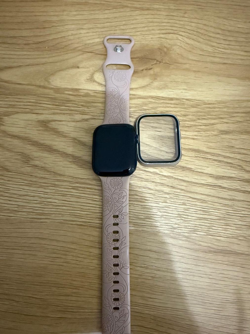 Apple Smartwatch: Appel Watch série 8 45mm – Gebraucht aus monthey von Moi8
