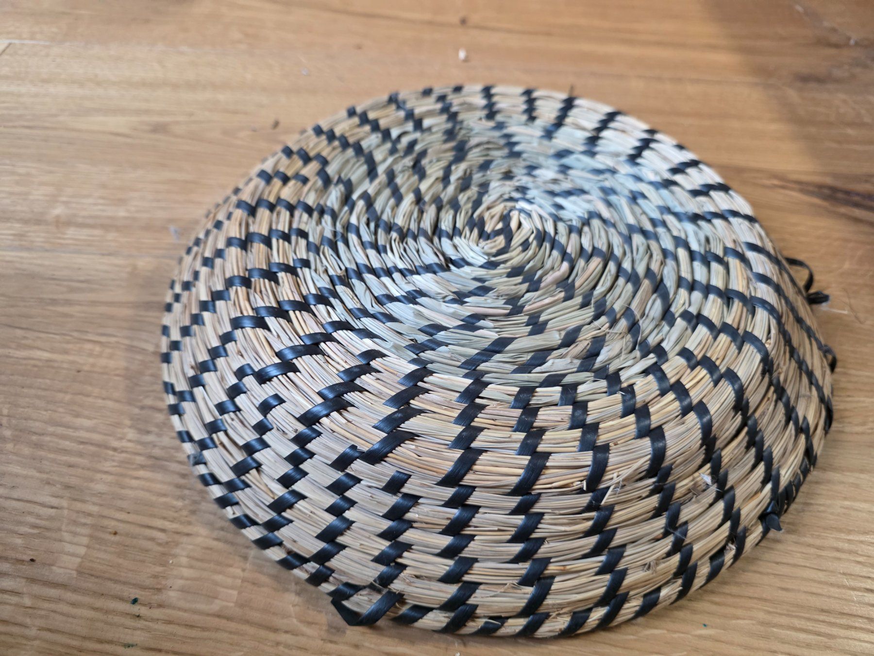 Altro per la casa: Stroh Bast Korb Schale 30 cm – Usato da Walterswil BE venduto da Lonitti 2