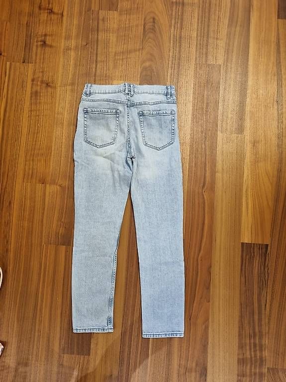 Jeans: Jeans – Gebraucht aus Zürich von ani_qj8q 1