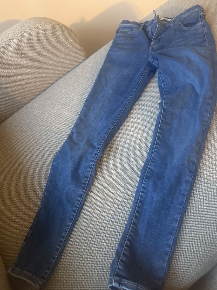 Levi's Jeans: Original Levi’s Hose – Neu (gemäss Beschreibung) aus Rüfenacht BE von Goldenstore 1