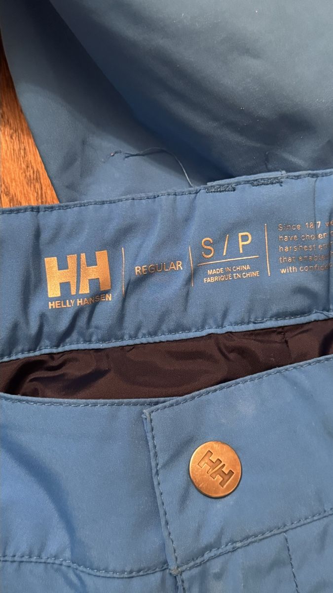 Helly Hansen Lots de vêtements: Skianzug Helly Hansen Herren Gr. S – D'occasion à Zürich par bi_9107 4