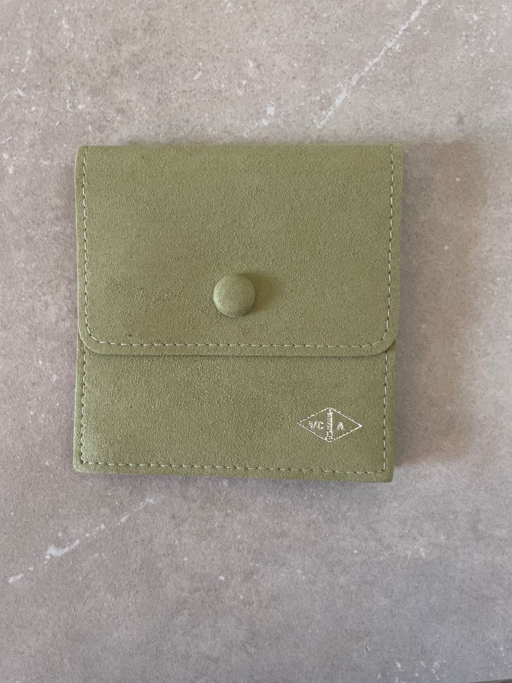 Altro in  Abbigliamento & Accessori: Van Cleef & Arpels Schmuck Etui grün Top! – Nuovo (secondo la descrizione) da Wilen b. Wollerau venduto da LastChance22