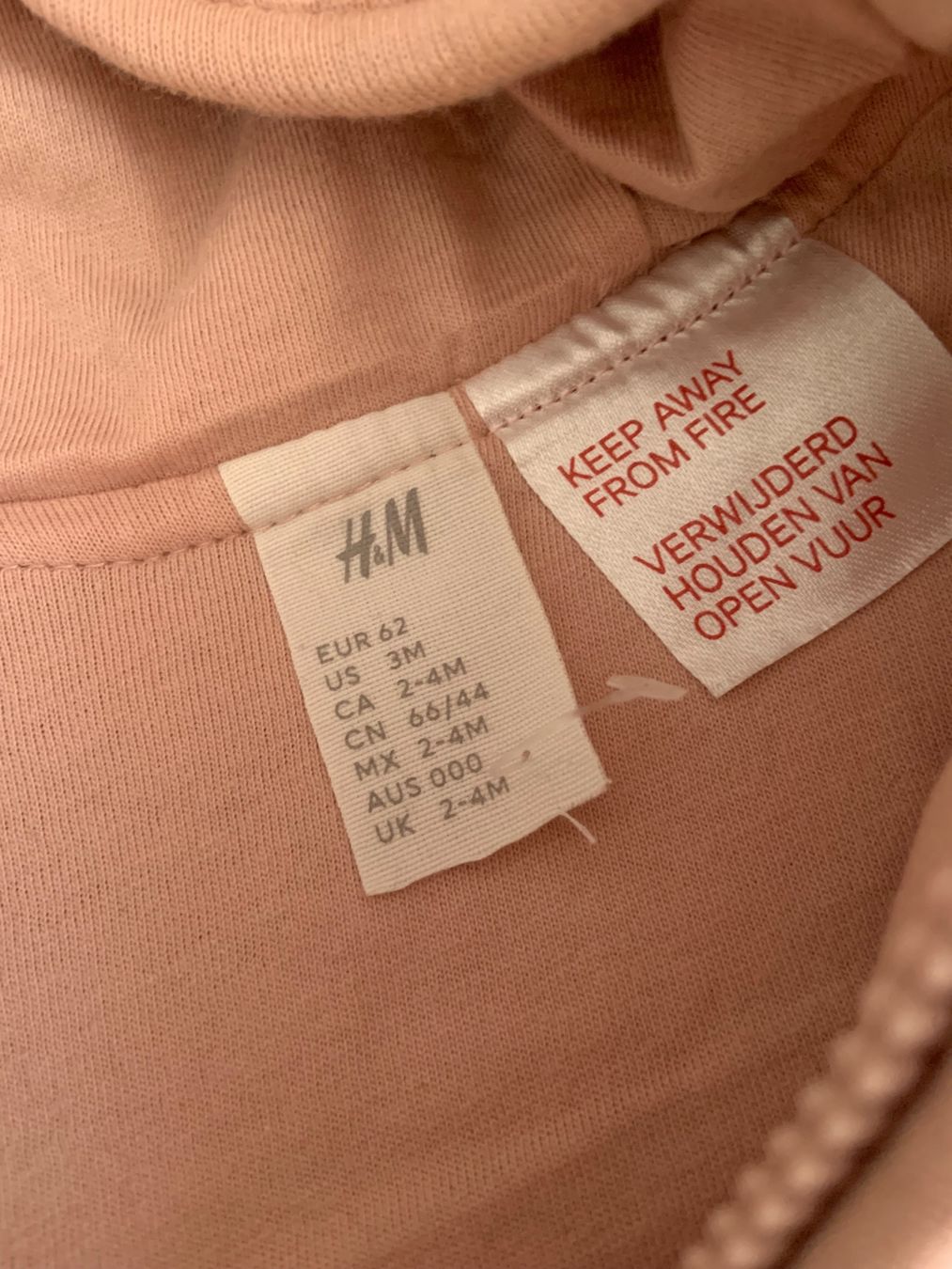 H&M Vestes & Manteaux: Jäckchen Teddy altrosa 62 – Neuf (Voir description) à Birmensdorf ZH par maca8485 1