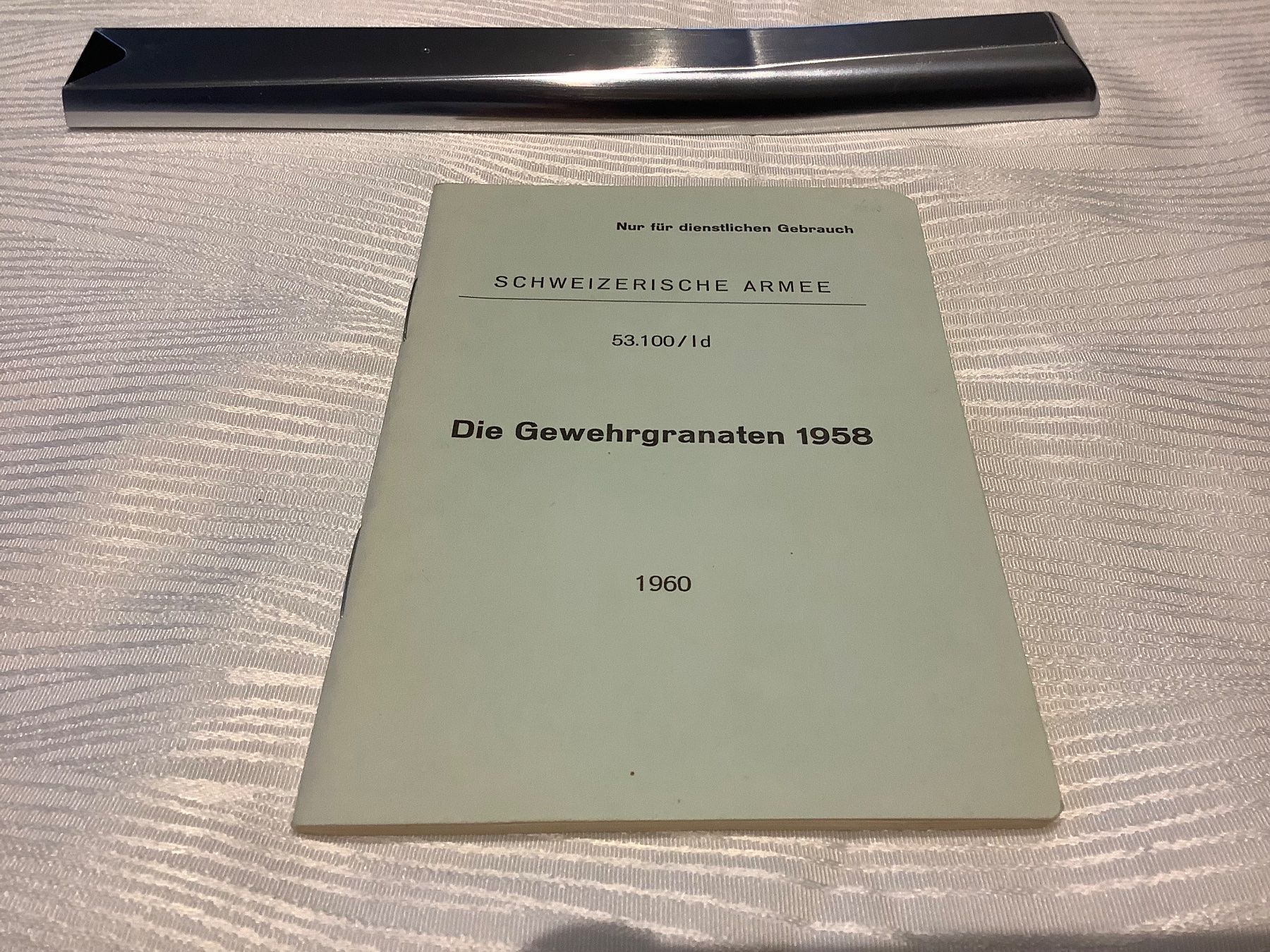 Libri: Die Gewehrgranaten 1958 – Usato da Massongex venduto da Nitramas