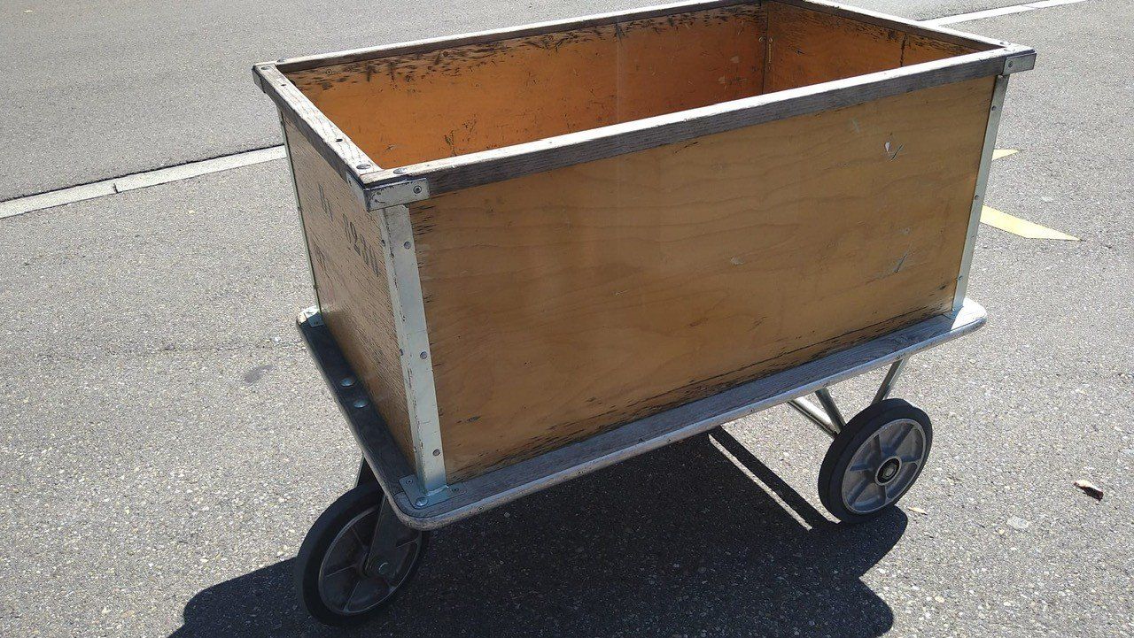 Scrivanie: "Unikat Postwagen" - Designmöbel für PC – Usato da Stettlen venduto da musicman_68 5
