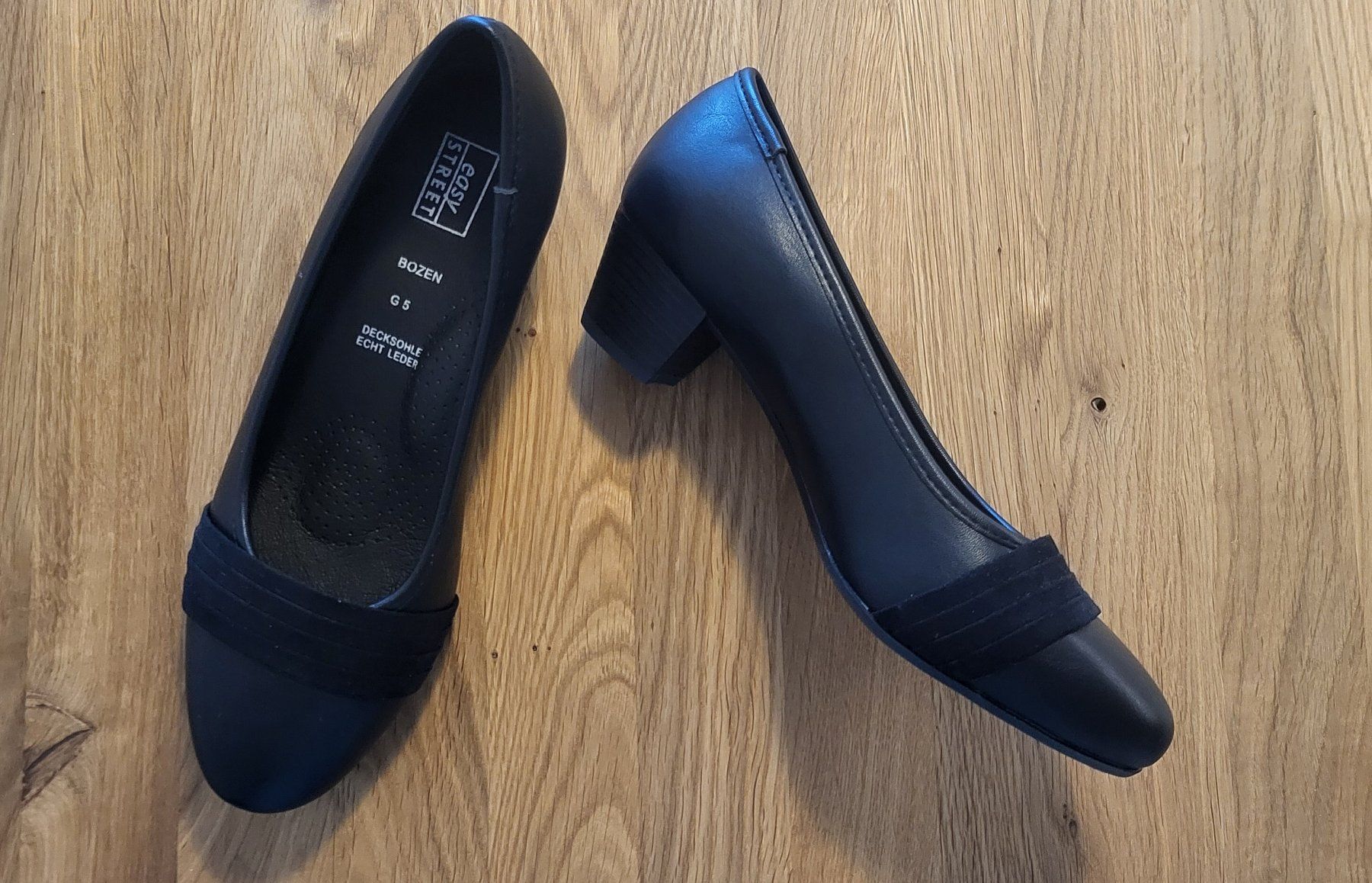 Damenschuhe: Pumps mit kleinem Absatz, Grösse 38-39 – Neu (gemäss Beschreibung) aus Gommiswald von Babzee4 3