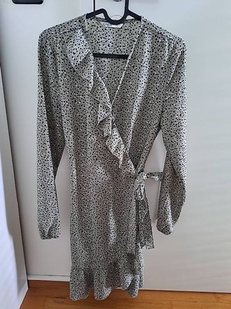 Kleid Only Grösse 36 - inkl. Versand CH 