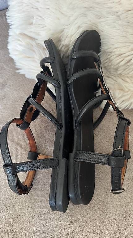 Chaussures femmes: Sandalen Belmondo Gr. 37 – D'occasion à Schaffhausen par Fixier 1