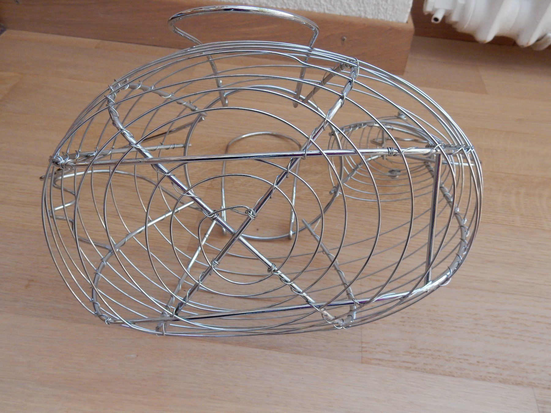 Autres articles pour la maison: Huhn origineller Eierkorb Eier Halter Eierbox NEU Drahtkorb – Neuf (Voir description) à Jona par simongarden 4