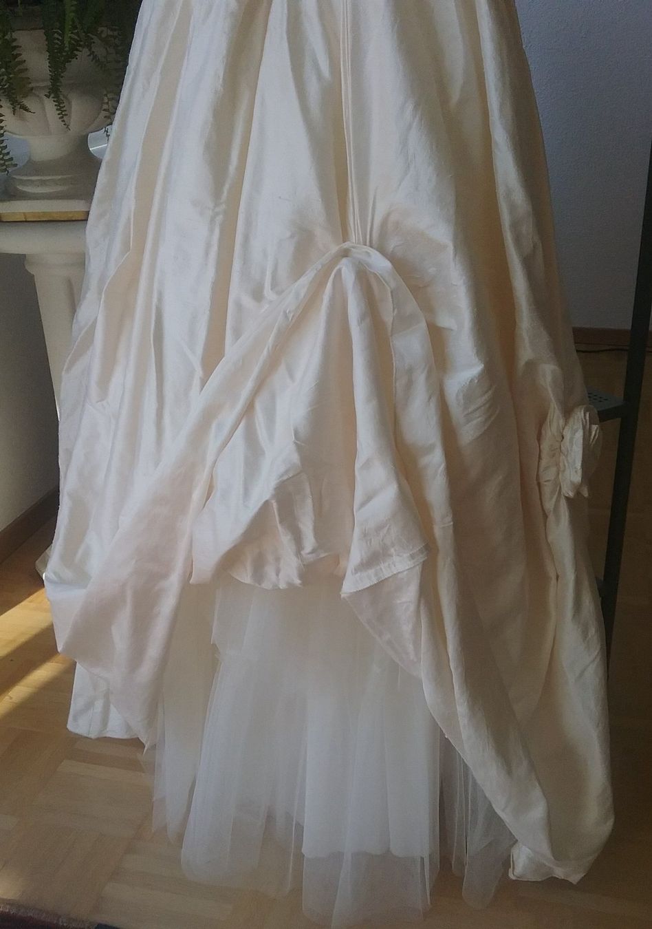 Vestiti: Brautkleid aus Rohseide – Usato da Thalwil venduto da Hcdavalanche 7