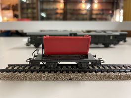 Märklin H0 Güterwagen mit rotem Aufsatz - Top Zustand!